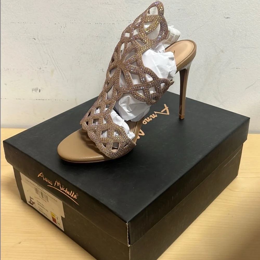 Anne Michelle Glittering Tan Heels
